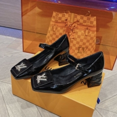 Louis Vuitton Heeled Shoes